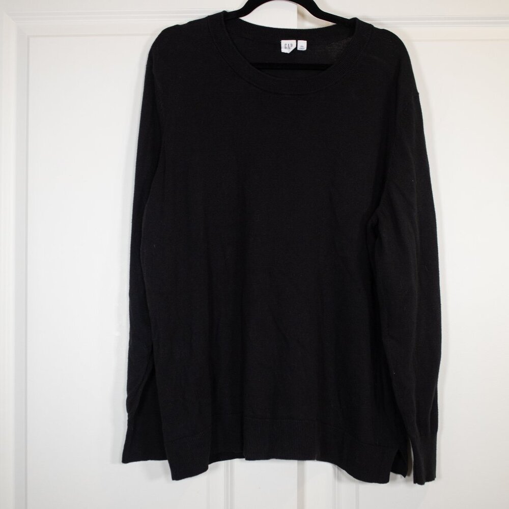 Gap black sweater